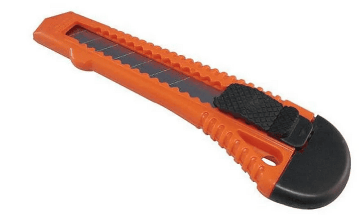 Cutter Plastico 18 mm
